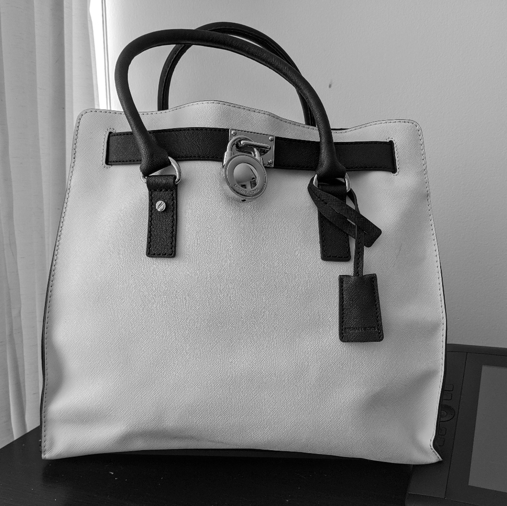 Michael Kors Hamilton Shoulder Bag